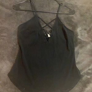 Fitting black crop top